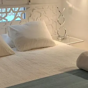 Apartamento Bonito, Tranquilo Y Fresco En Nervion, Sevilla