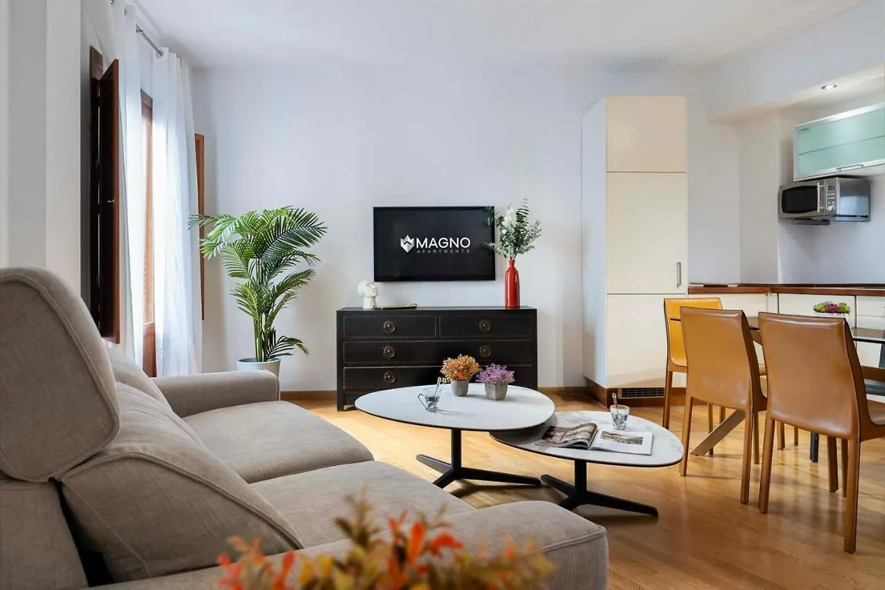 San Diego Suite Apartment Sevilla
