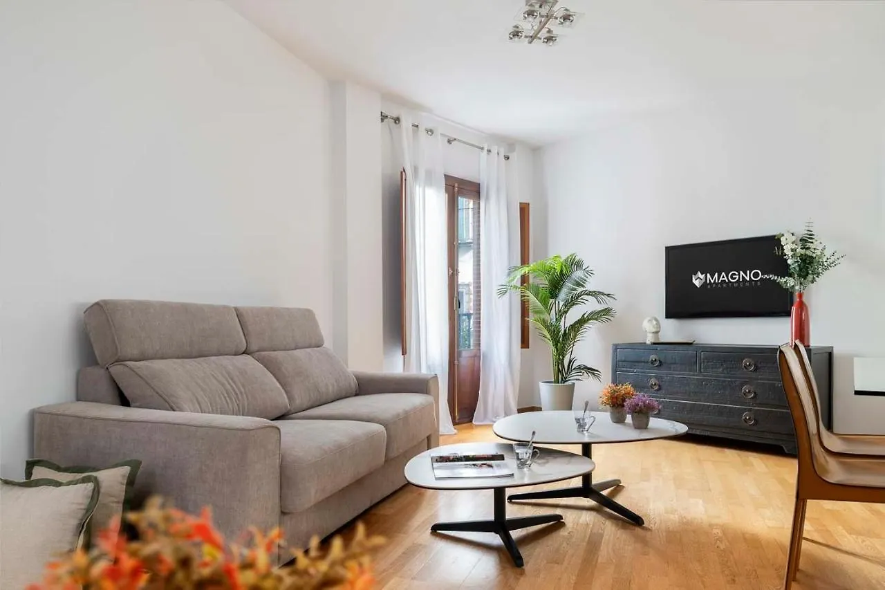 San Diego Suite Apartment Sevilla
